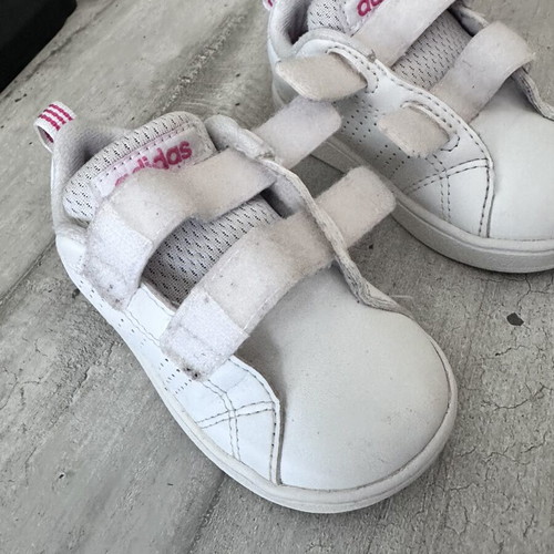 Adidas kids sneakers white with velcro size 22 like new