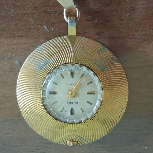 Vintage winding pendant watch CHAIKA used (17 jewels)