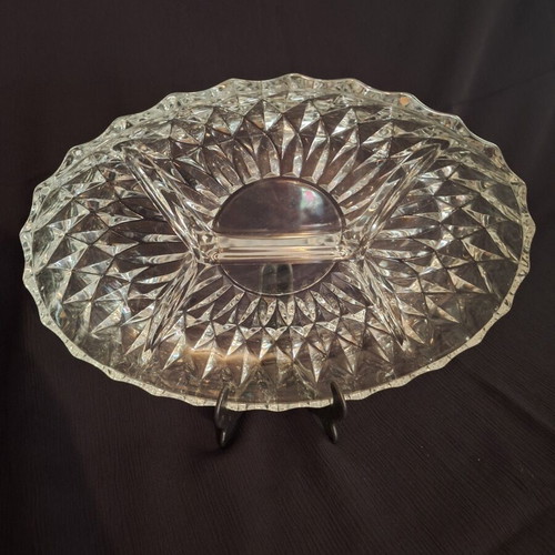 Oval Serving Platter made of embossed heavy glass with 4 compartments, like new
