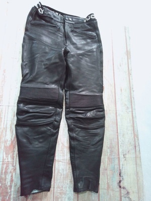 Vanucci leather motorcycle pants used No 48 with knee protectors
