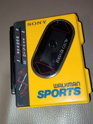Sony Walkman Sports WM-F75 μεταχειρισμένο για ανταλλακτικά ή επισκευή