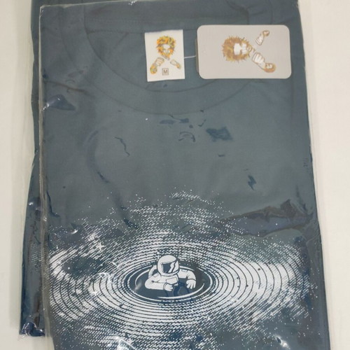 T-shirt Astronaut screen print, 100% cotton, new, sizes S and M
