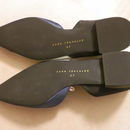 Zara TRF satin pointed flat pumps new, size 37, blue