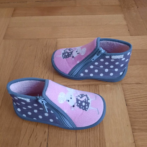 comfy girls' slipper 25 N