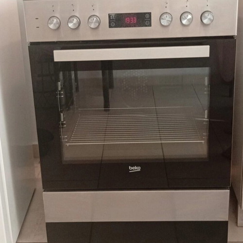 Beko ceramic stove like new