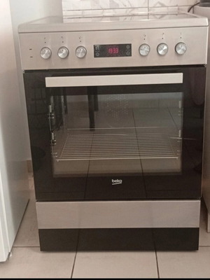 Beko ceramic stove like new