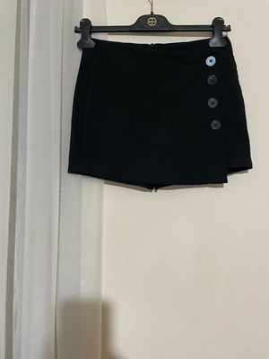 Skort used, size small