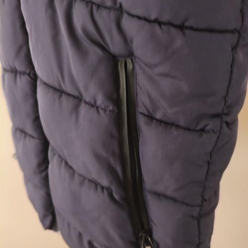 Children's vest with hood and pockets like new, size 146 cm, blue