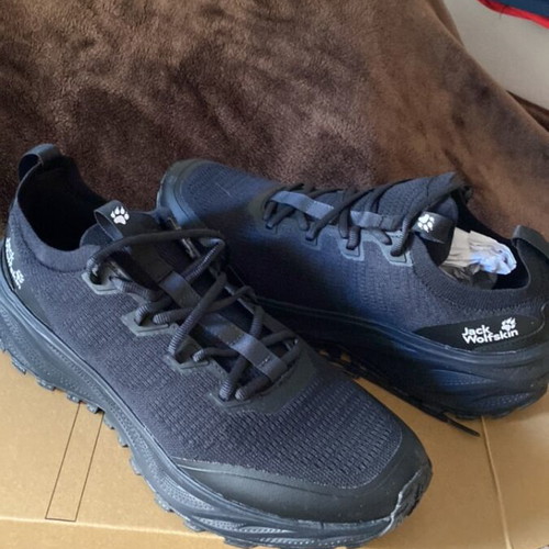 Jack Wolfskin sneakers new, size 43, black