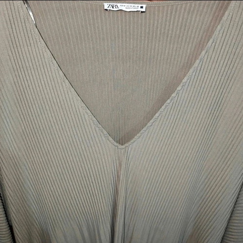 Zara tunic with 3/4 sleeves in khaki, like new