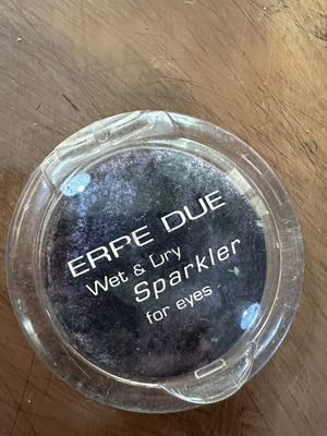 Erre Due eyeshadow slightly used