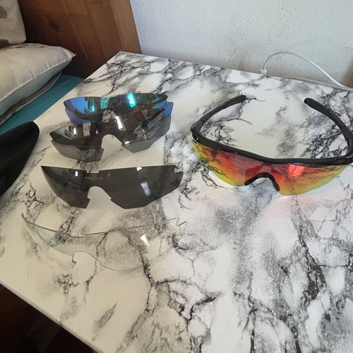 Vendur Radar EV sunglasses like new with 4 extra polarized lenses