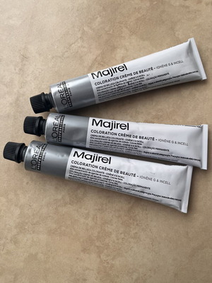 L'Oréal Majirel βαφές μαλλιών σε αποχρώσεις 8.0, 9 και 9.31