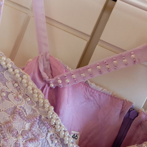 Wedding dress used lilac size 46 with lace and beads