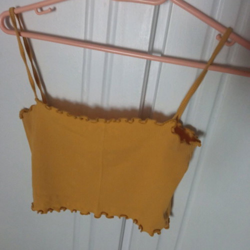 Yellow crop top Pink Woman like new, size M, summer style
