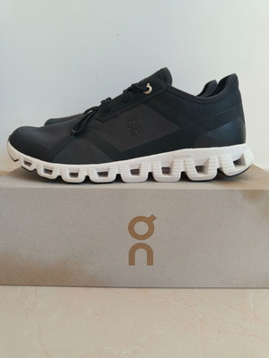 On Cloud X3 sneakers καινούργια, μαύρα ανδρικά νούμερο 43