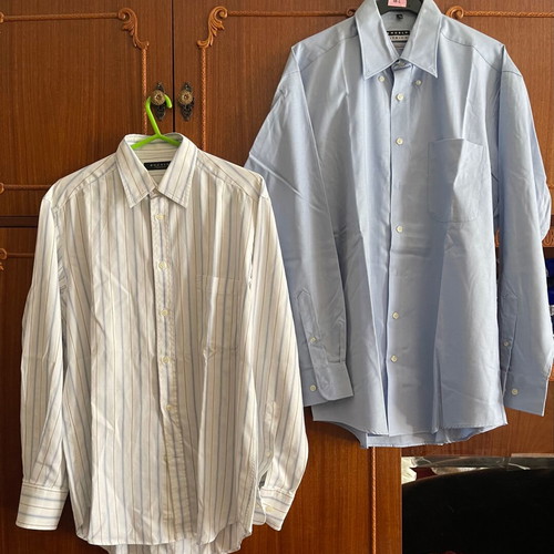 Men's dress shirts size L, set of 2, 1 new and 1 used