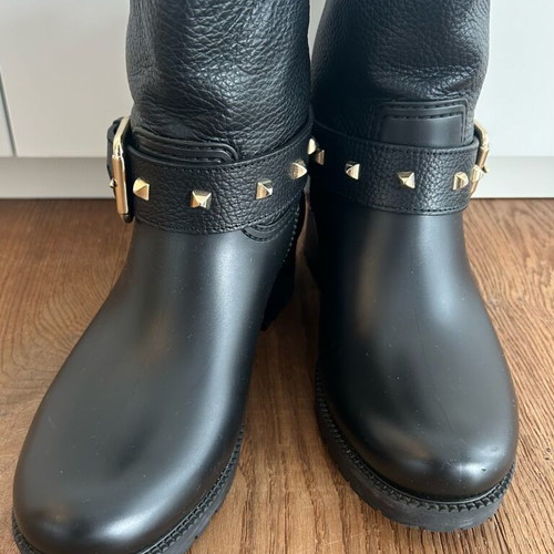 Feng Shoe ankle boots like new, size 38, black leather and rubber