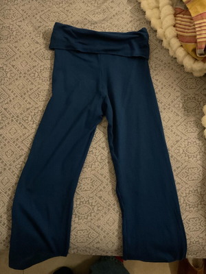 Κολάν στυλ καμπάνα μπλε σκούρο Pull & Bear σαν καινούργιο