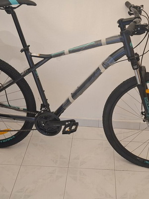 Mountain bike new, 29 inch, disc brakes, 21 speeds, men's