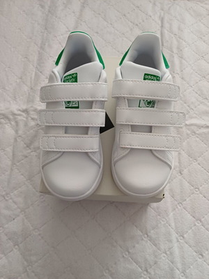 adidas gazelle silver green womens adidas Stan Smith Shoes White 6.5