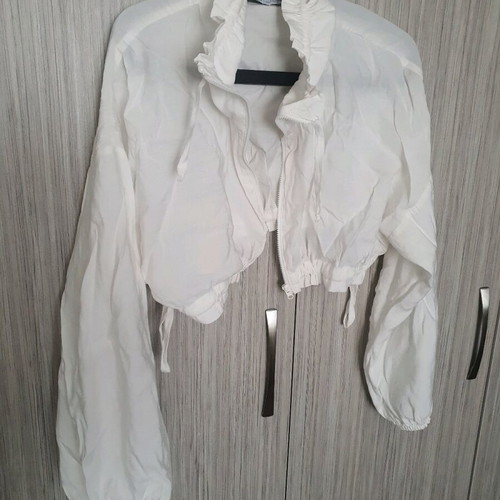 Crop μπουφανάκι Zara άσπρο σαν καινούργιο, καλοκαιρινό ελαφρύ