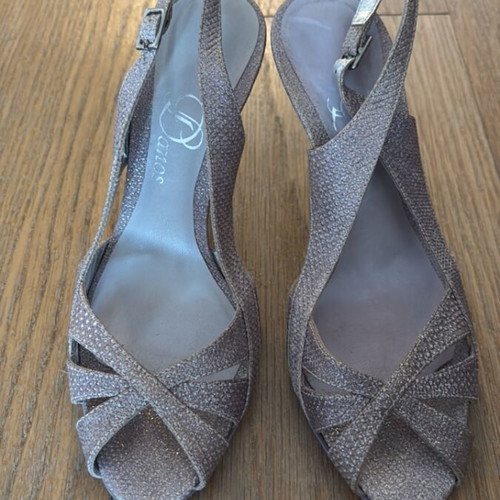 Exe women's sandals used, size 36, shimmer nude/rose gold