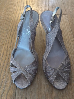 Exe women's sandals used, size 36, shimmer nude/rose gold