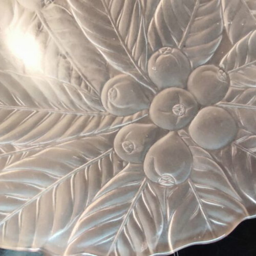 Glass serving platter with fruit and leaf decoration, 33cm diameter, new