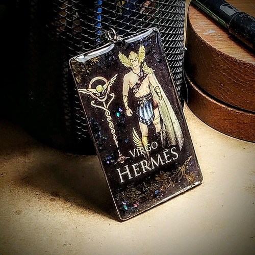 Small Hermes frame new, handmade with steel and crystals