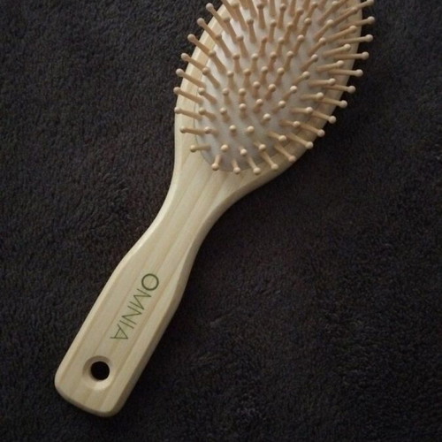 Wood hair brush new, bamboo