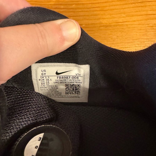 Nike Air Max Dn αθλητικά παπούτσια μέγεθος 38,5 μεταχειρισμένα, μαύρα