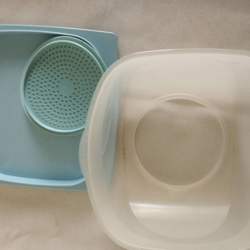 Tupperware cheese container used