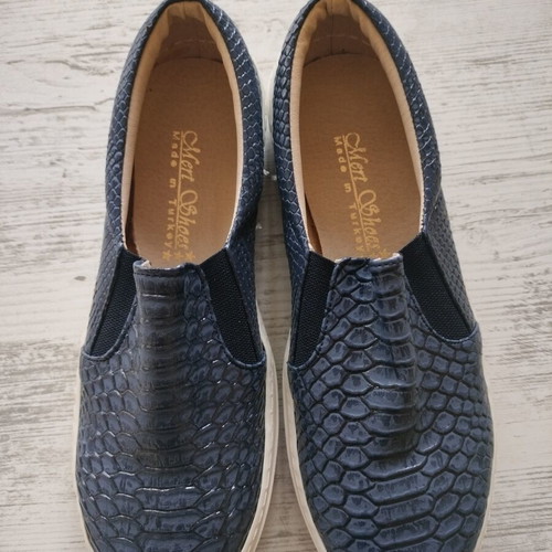 Moccasins dark blue new, very light and comfortable