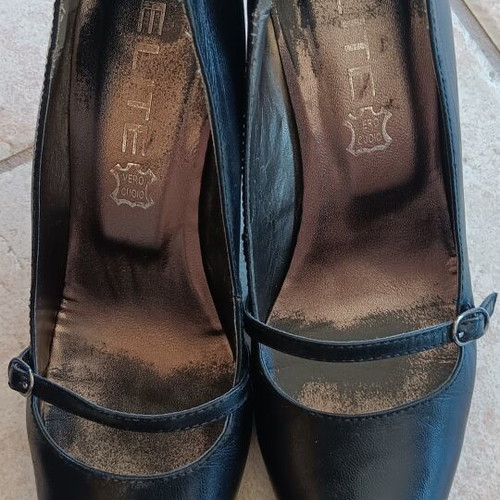 Elite leather pumps size 38 like new, black