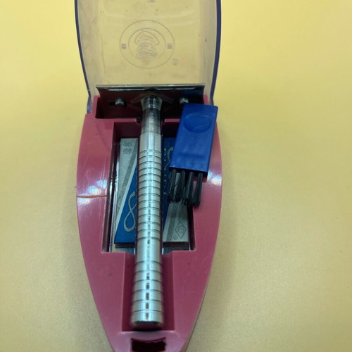 Single blade razors new, pack of 7