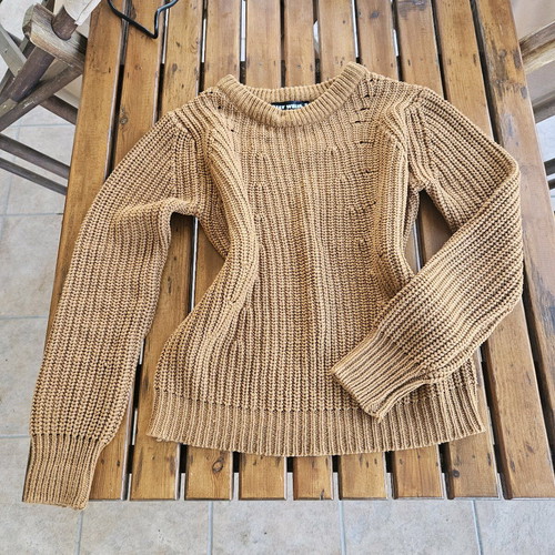 Brown pullover used, size XS