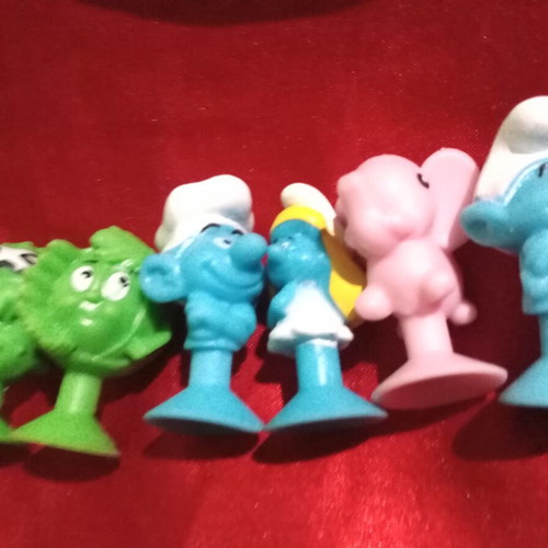 Lot of small toys like new