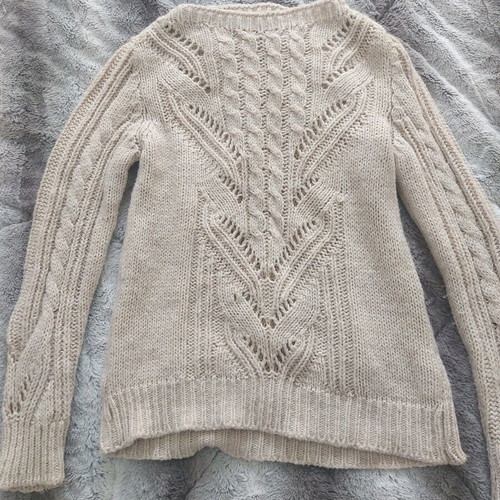 Knitted sweaters like new, set of 2, beige and brown, sizes S and M