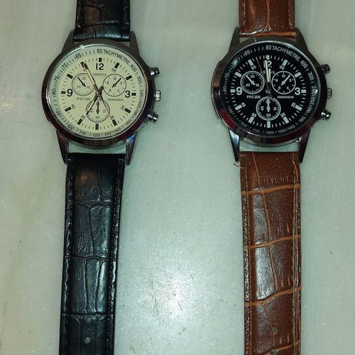 Pack of 2 wristwatches, brown and black, unisex