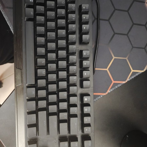 Razer BlackWidow V3 Tenkeyless Mechanical Gaming Keyboard like new, US layout