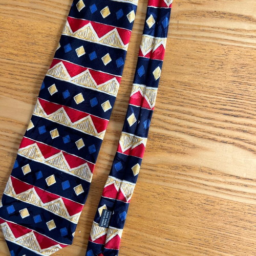 Giorgio Milano vintage men's tie with geometric pattern