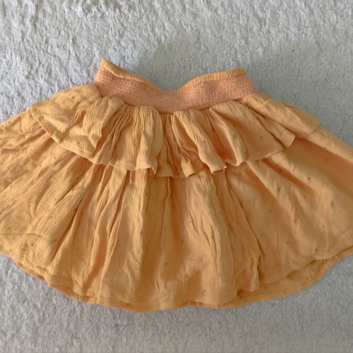 Orchestra skirt for girl 8 years like new, mustard color