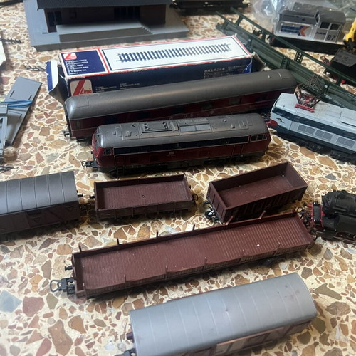 Lima model trains set
