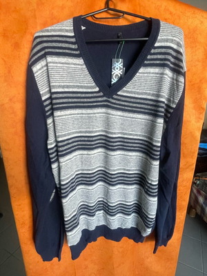 Branded men's shirt like new, size XL