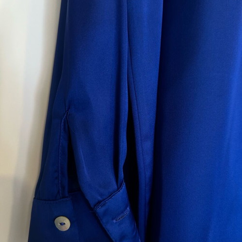 Zara satin shirt blue electric like new, size Large