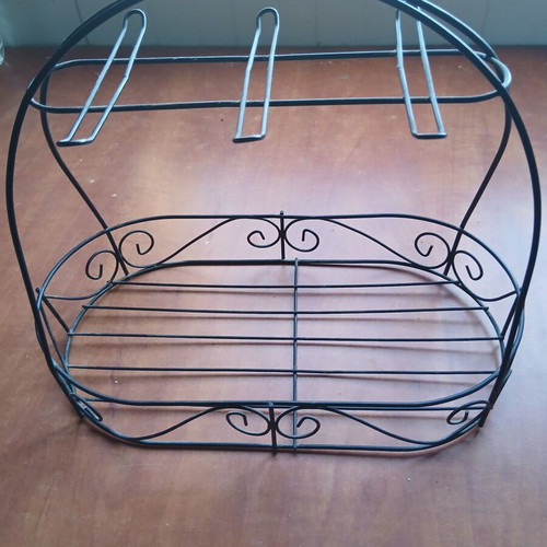 Metal bathroom holder used