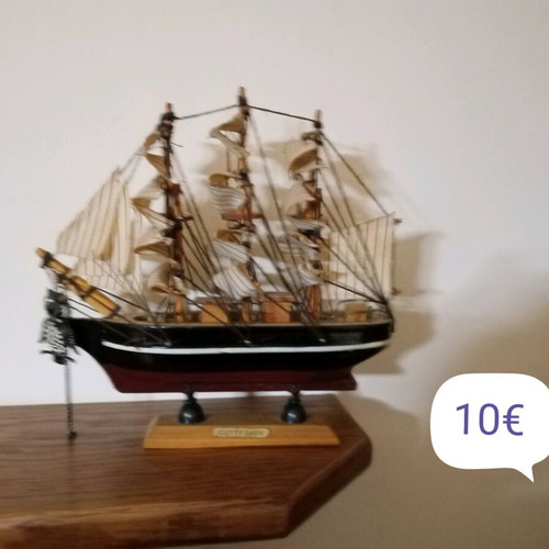 Wooden decorative boats like new, set of 3 pieces