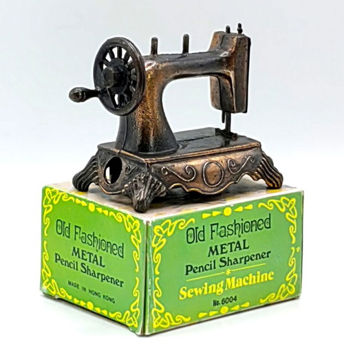Vintage Diecast Sewing Machine Pencil Sharpener new in original box