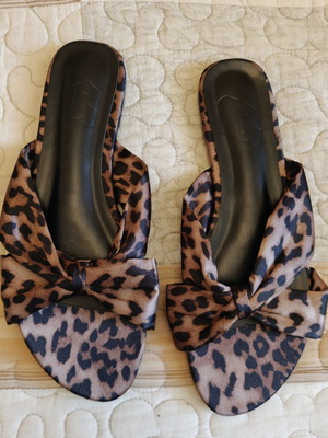 Animal print satin slippers size 38 new